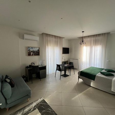 Maqueda Suites Palermo Eksteriør billede
