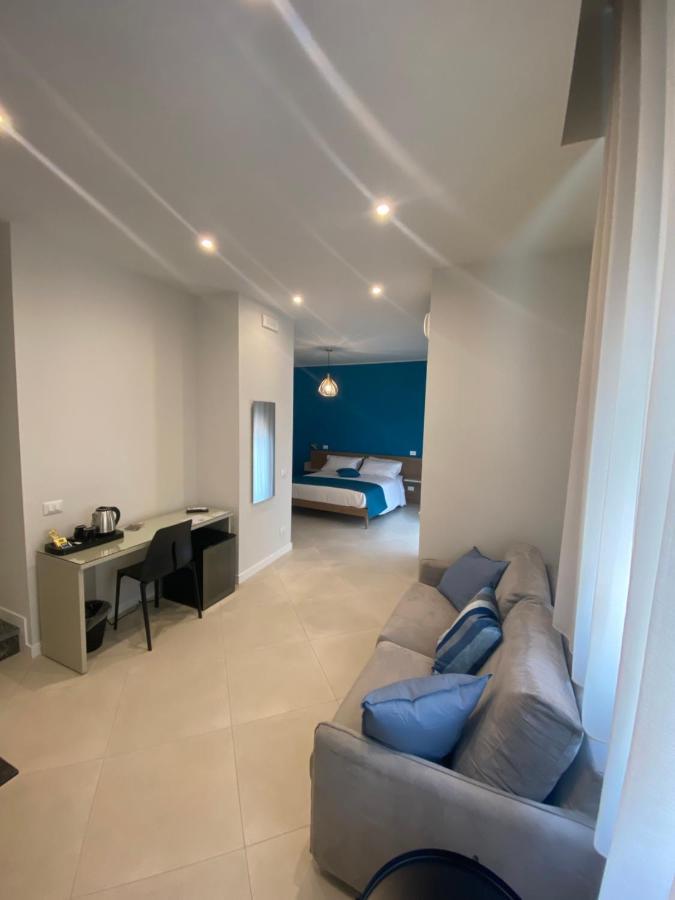 Maqueda Suites Palermo Eksteriør billede