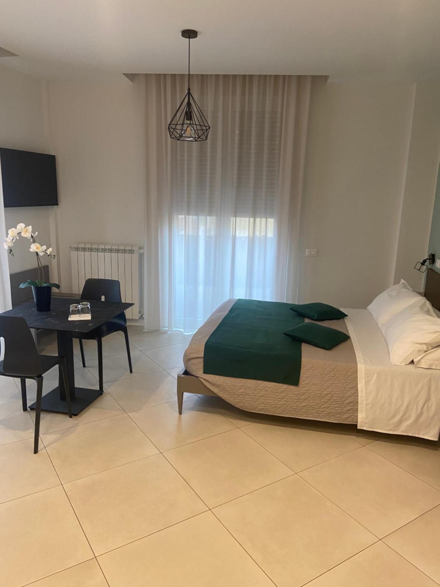 Maqueda Suites Palermo Eksteriør billede